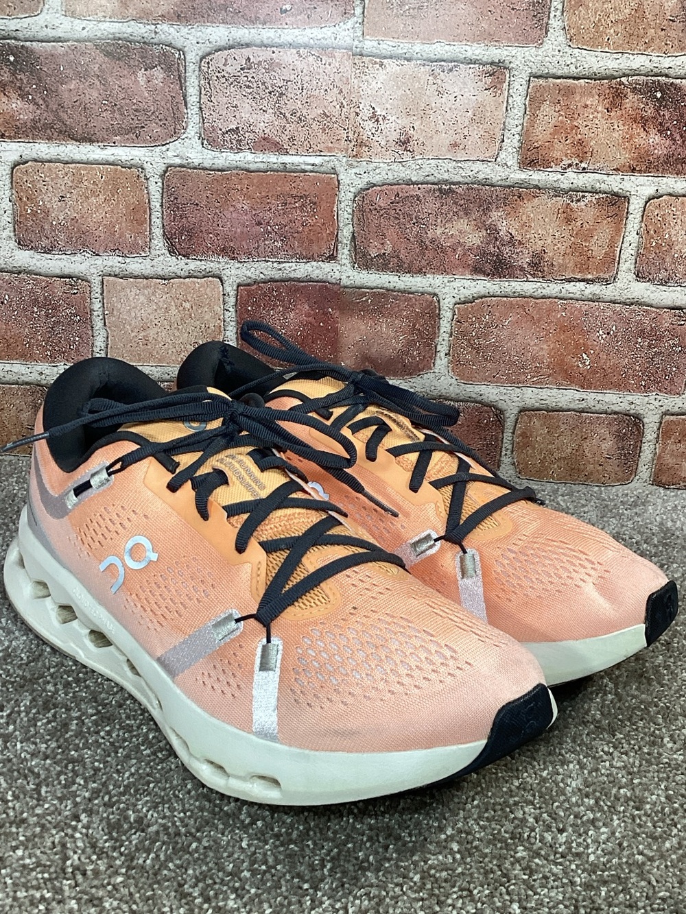 On Cloudsurfer 2 men’s running shoes sneakers size 11